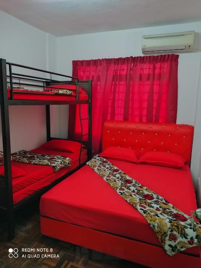 Pd Laguna Homestay Red Port Dickson Exteriör bild