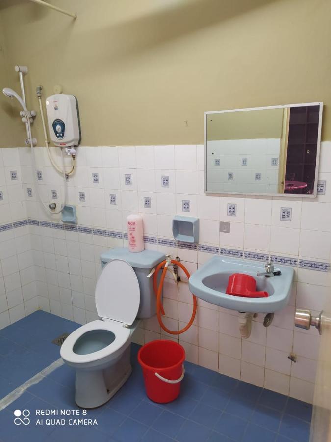 Pd Laguna Homestay Red Port Dickson Exteriör bild