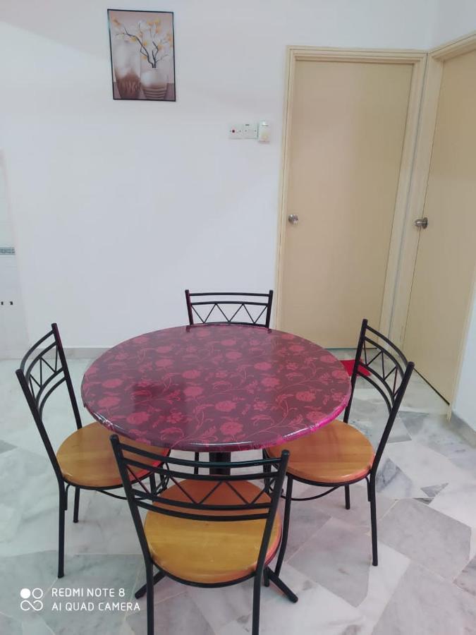 Pd Laguna Homestay Red Port Dickson Exteriör bild